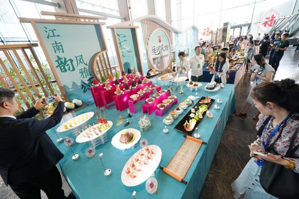 同翔网 京杭两地特色美食汇聚大运河畔